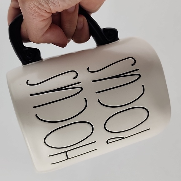 ⭐️2/ $50⭐️ Rae Dunn Artisan Mat Cream Mug Large Letters Black HOCUS POCUS - Picture 4 of 10